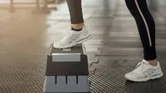 Sorunlu Dizler İçin Mükemmel Egzersiz: Eklem Yükü Olmadan Bacaklar ve Kalçalar Nasıl Güçlendirilir?