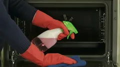 Evde doğal malzemelerle zahmetsiz fırın temizliği tüyoları